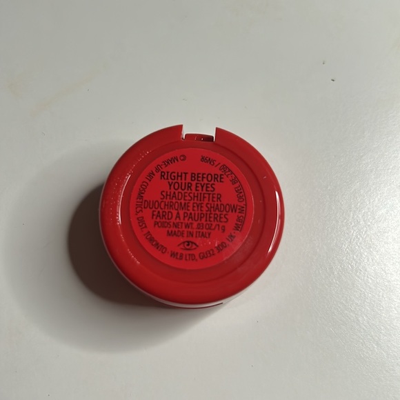 Mac limited edition single shadow in right before your eyes - Picture 3 of 3